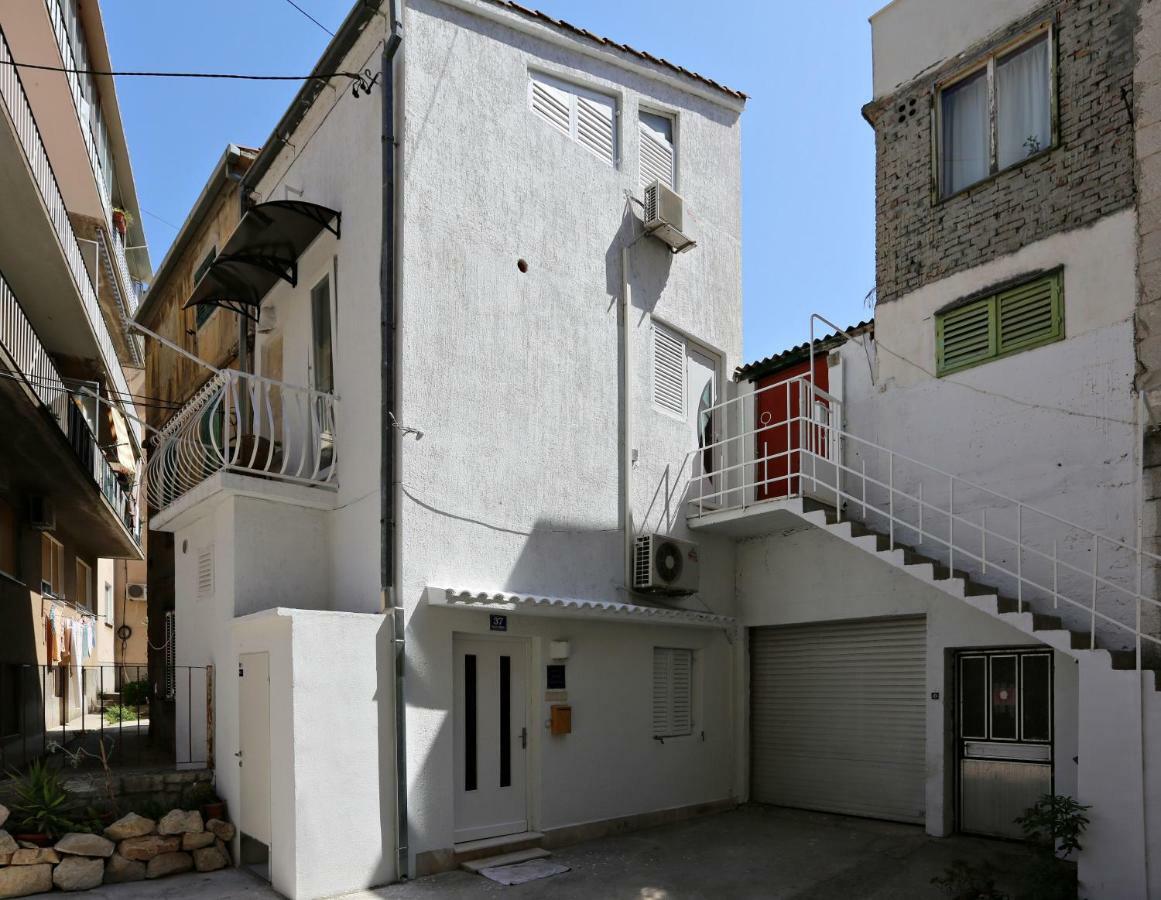 Tomas Art & Tomas Cave Apartament Split